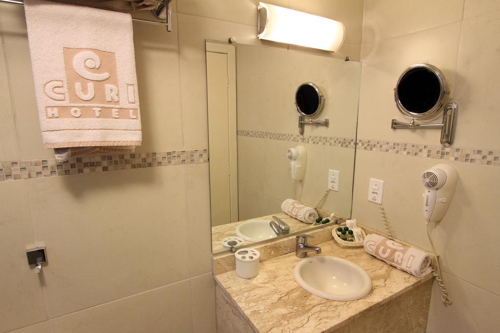 Hotel Curi Executive Pelotas Rum bild